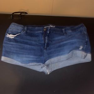 Universal Thread Jean Shorts